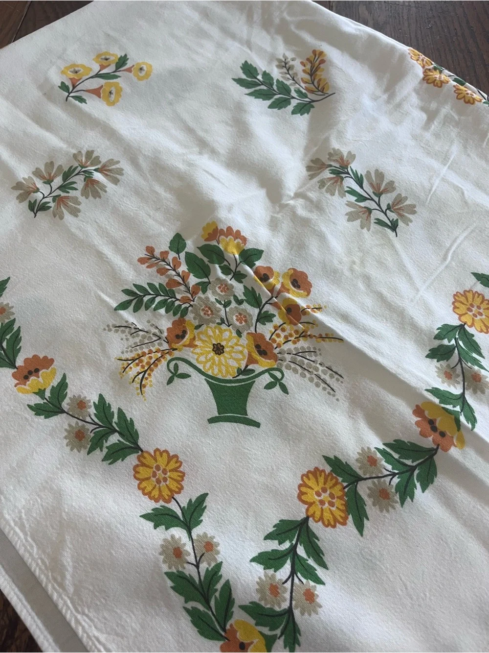 Vintage cotton Floral Basket Printed Tablecloth - Green & Yellow